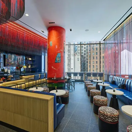 Courtyard By Marriott New York Manhattan/Central Park-3